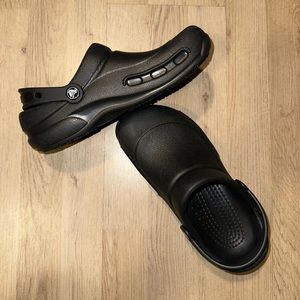 Like new black work crocs size men’s 7 women’s 9